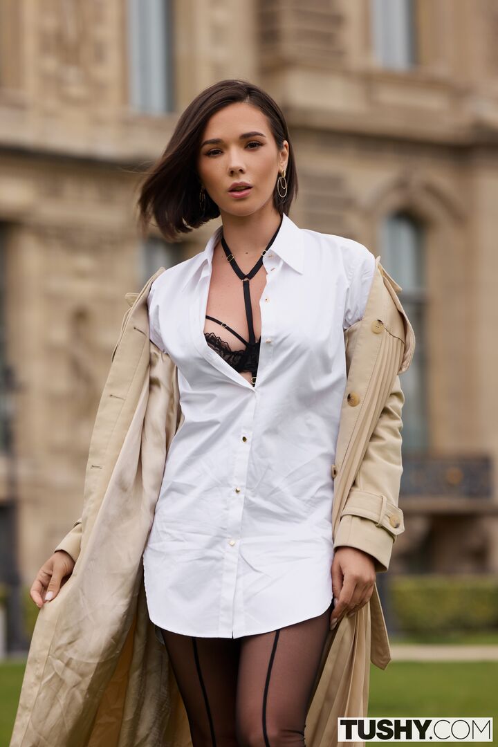 In Vogue 2 - Part 3