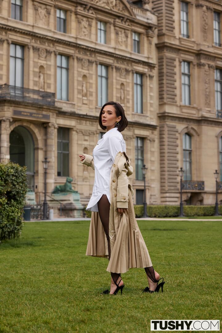 In Vogue 2 - Part 3