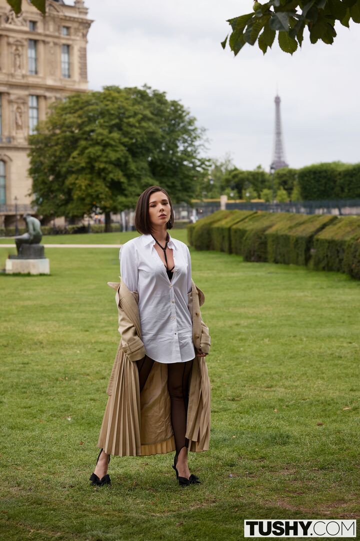 In Vogue 2 - Part 3