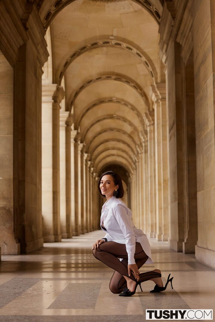 In Vogue 2 - Part 3