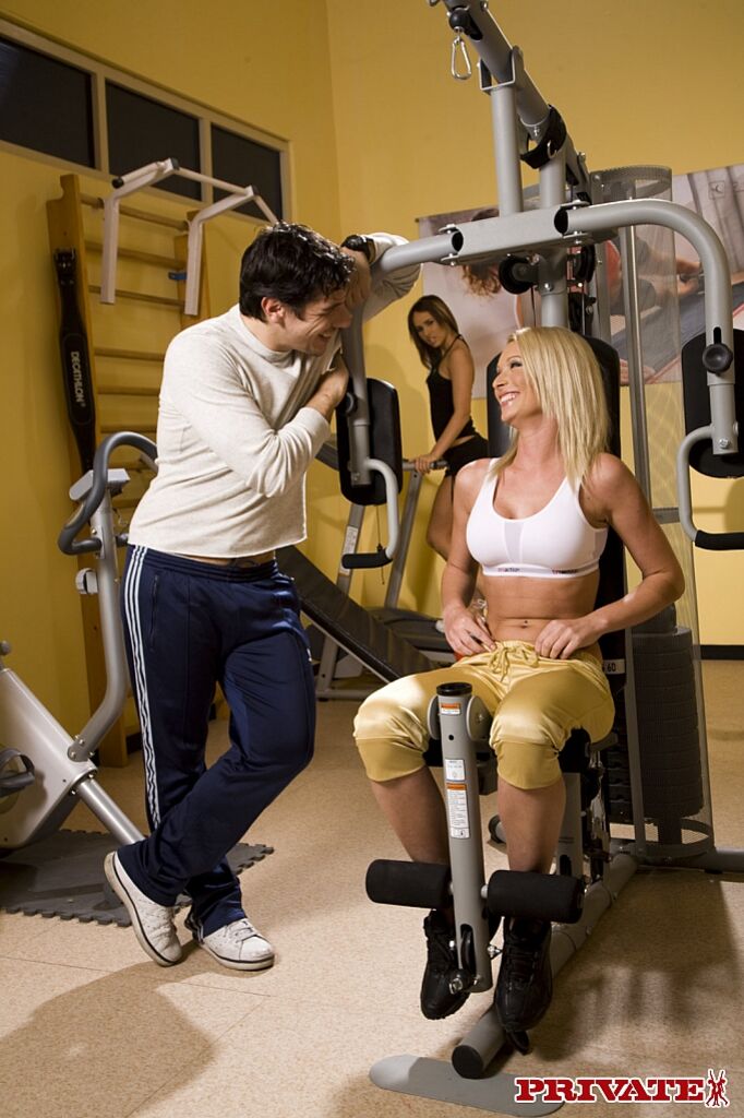 Three Hot Pornstars Have a Hardcore Lesbian Encounter in the Gym