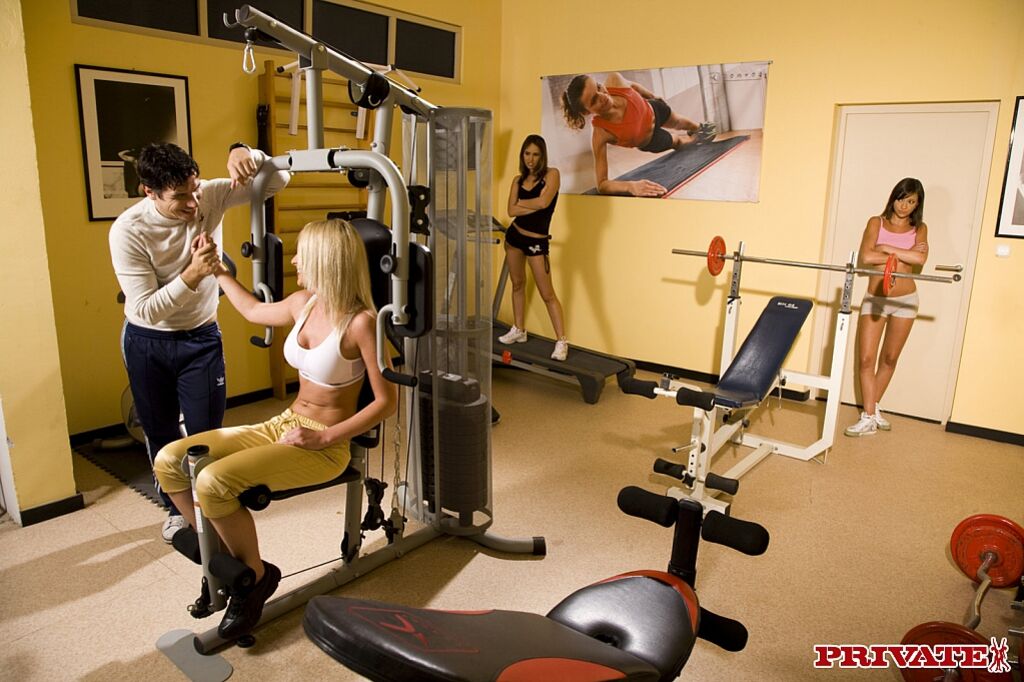 Three Hot Pornstars Have a Hardcore Lesbian Encounter in the Gym