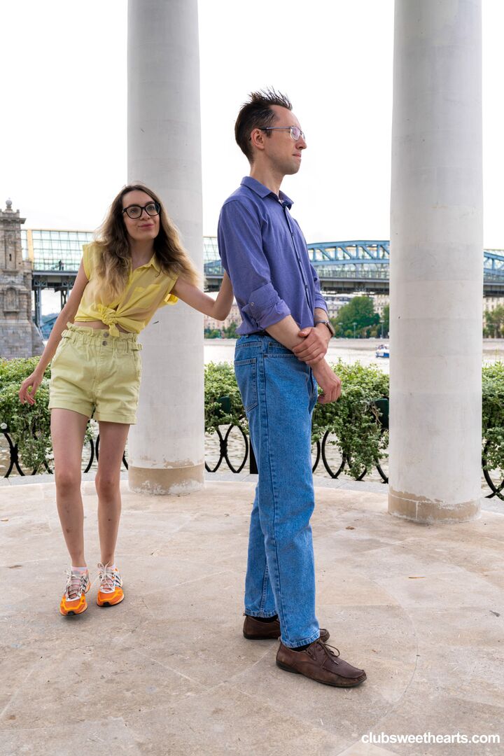 Geek Couple Fucks On The First Date