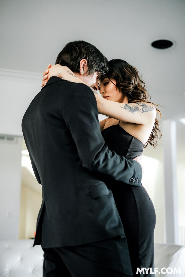 Their Marriage Was a Cover, But Fucking Was Real (Mr. and Mrs. Smith Parody)