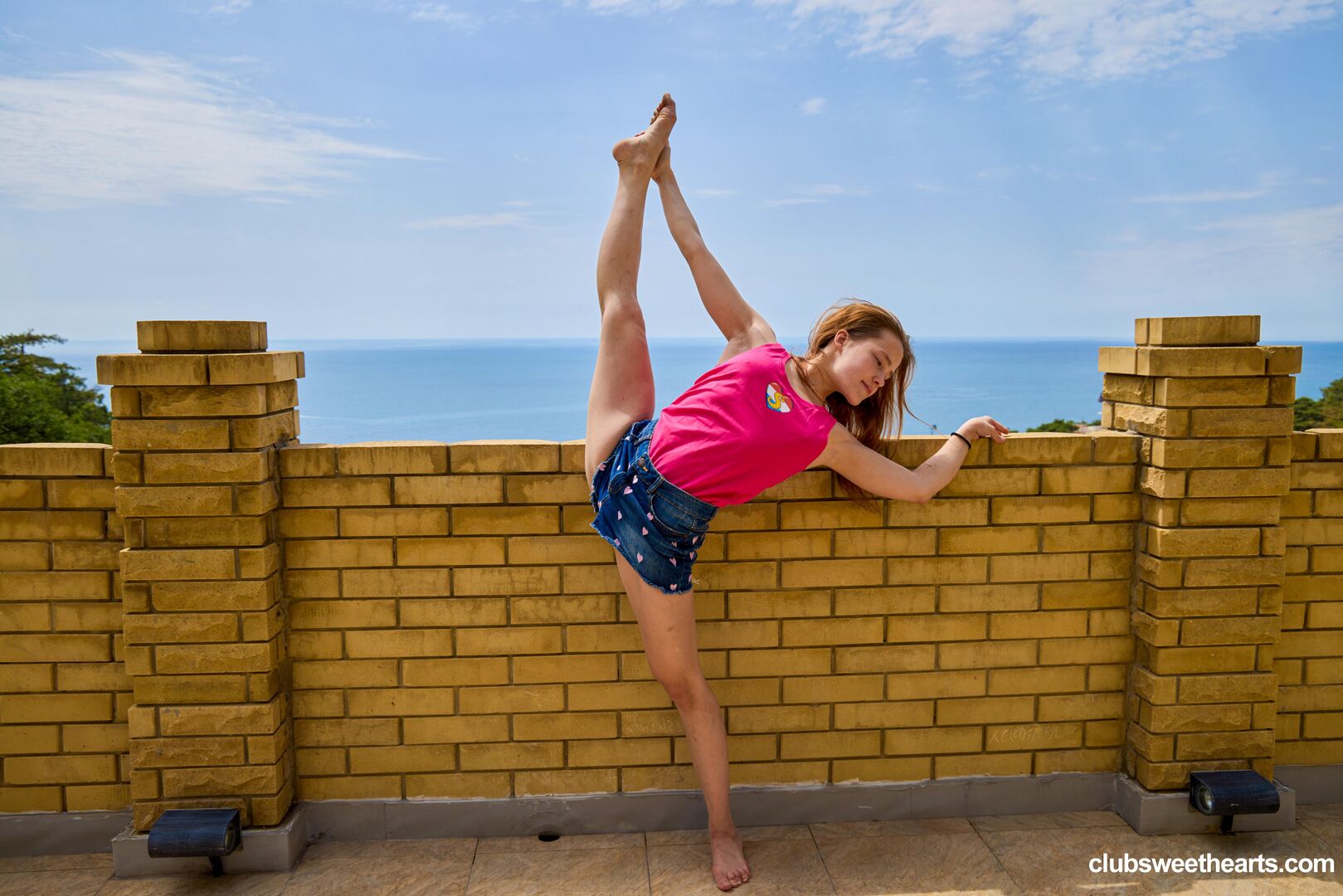Flexible sweetheart Nicole Murkovski