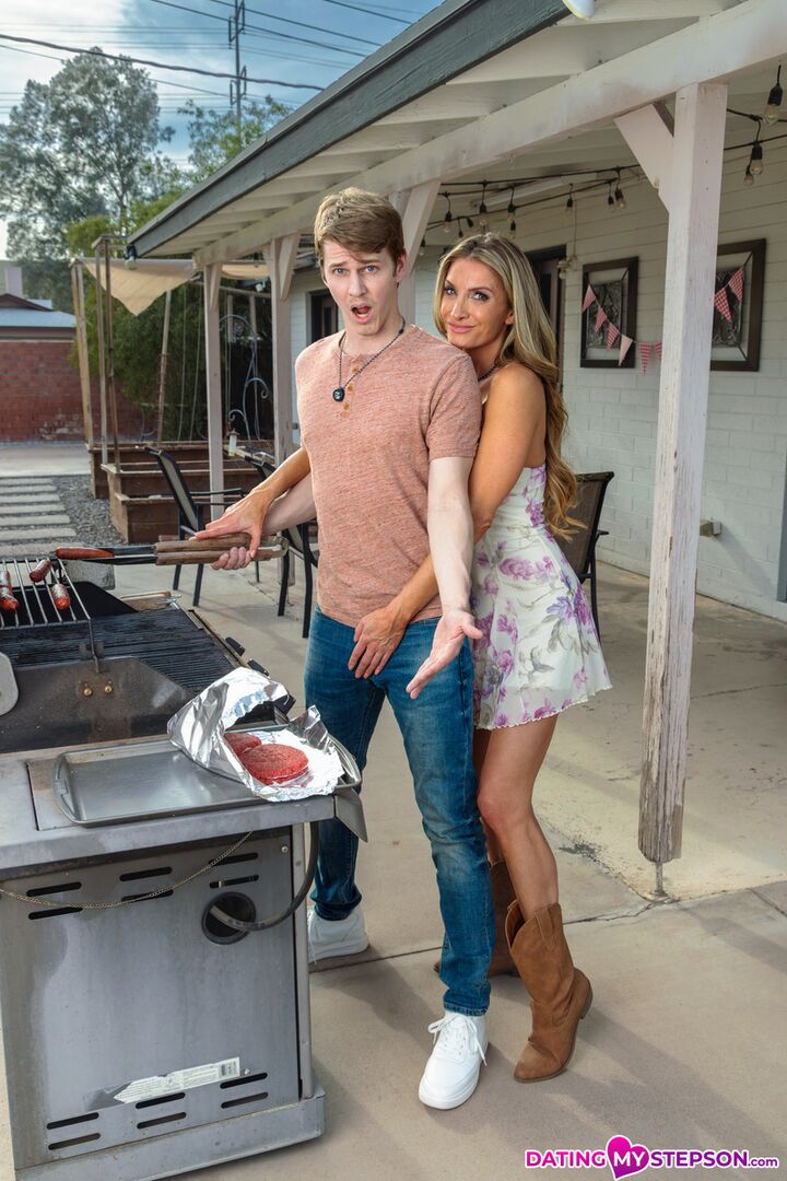 Country Milf Is Too Much To Handle - S5:E1