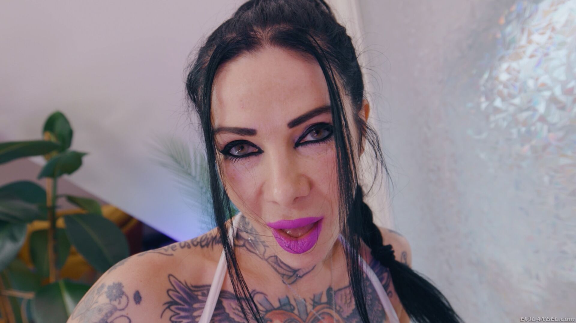 MEGAN INKY Clit Vibe + Huge Anal Dildo