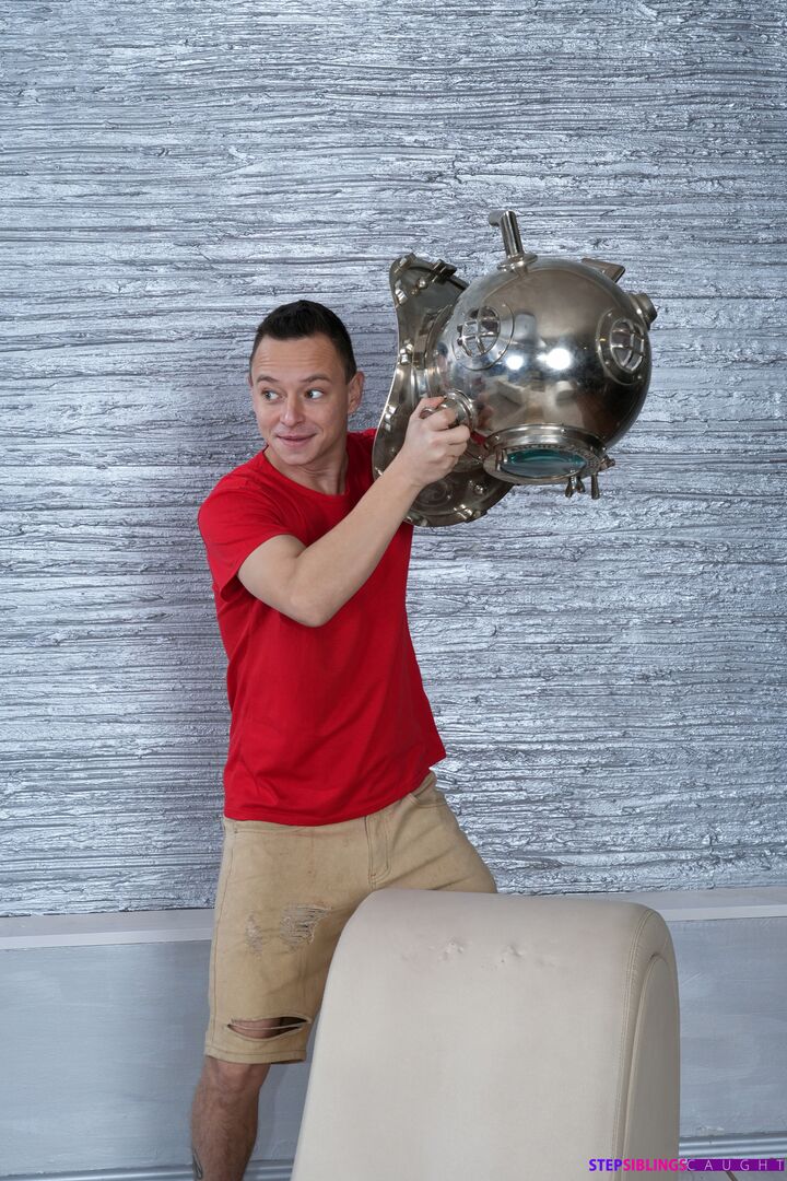 Finish Me Off Stepbro - S29:E5