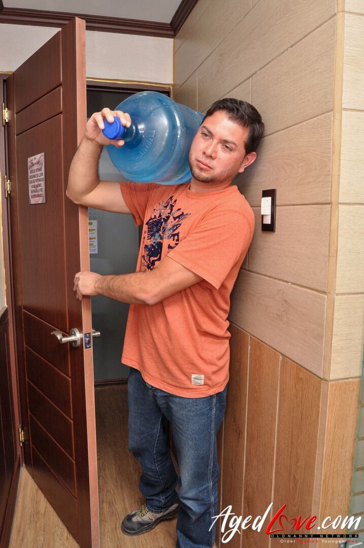 GRANNY PAYING BILL FOR WATER SERVICE MAN