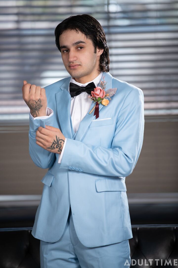 Prom Bombshell