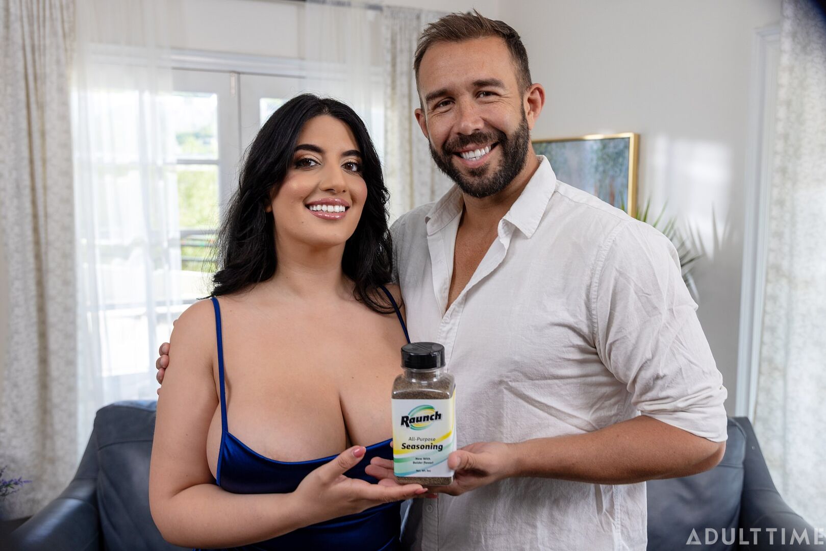 Sarah Gets 3 Loads... Of Cum