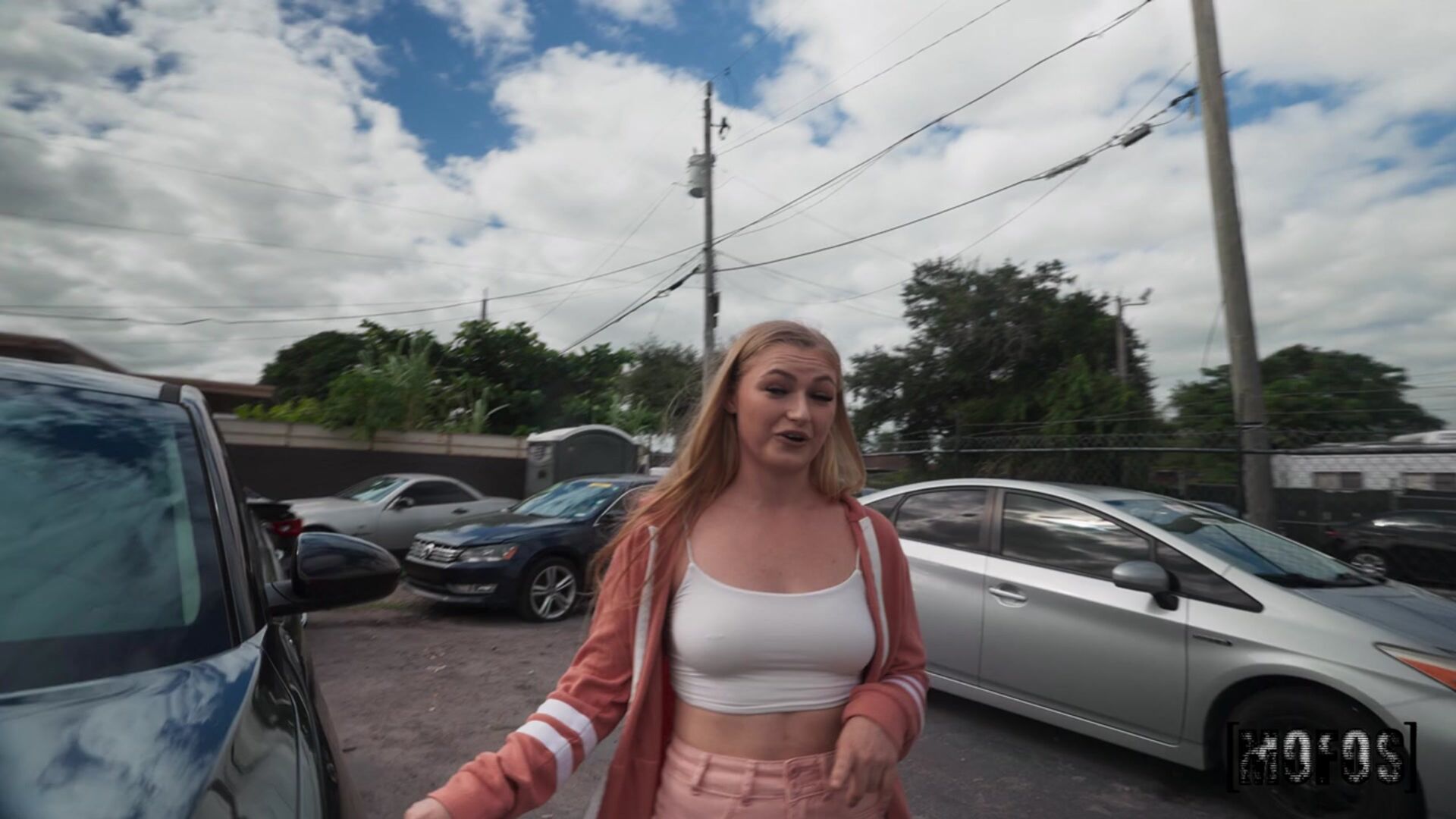 Do I Look Good in This Car?