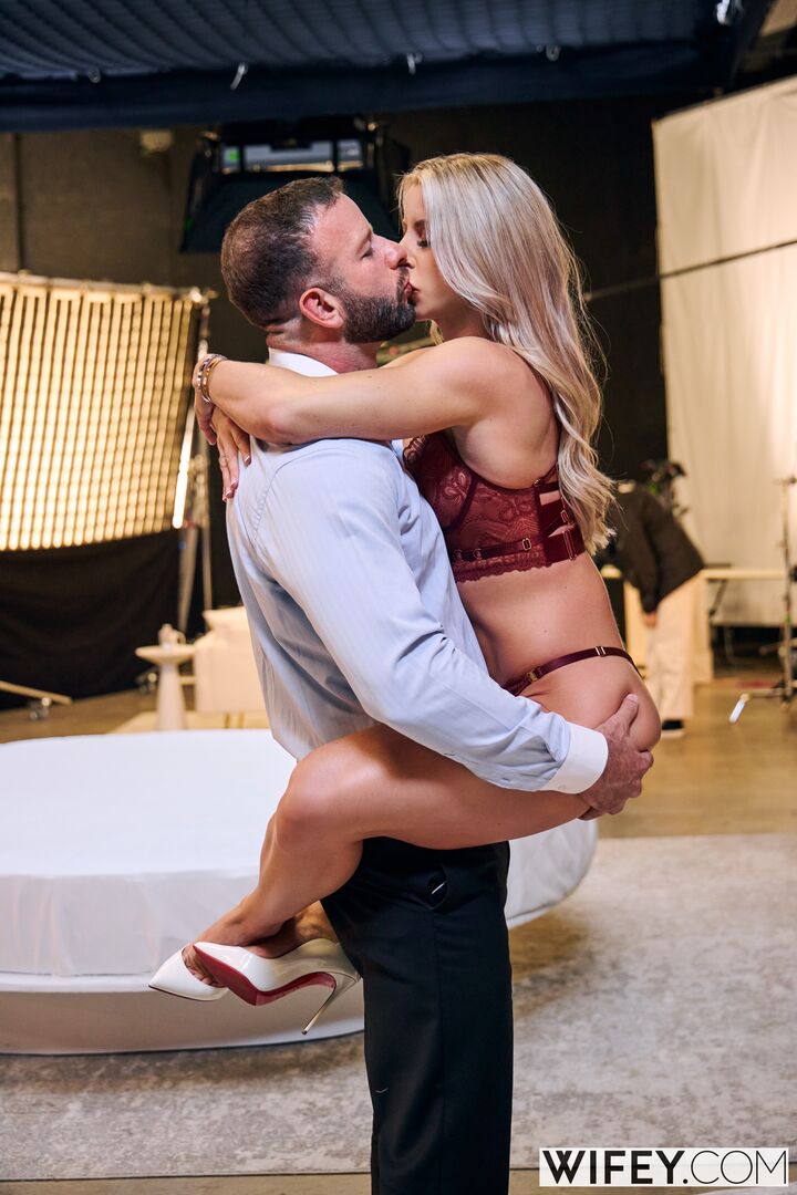 Tiffani And Benfit - Fit Blonde Hotwife Gets BBC Filling