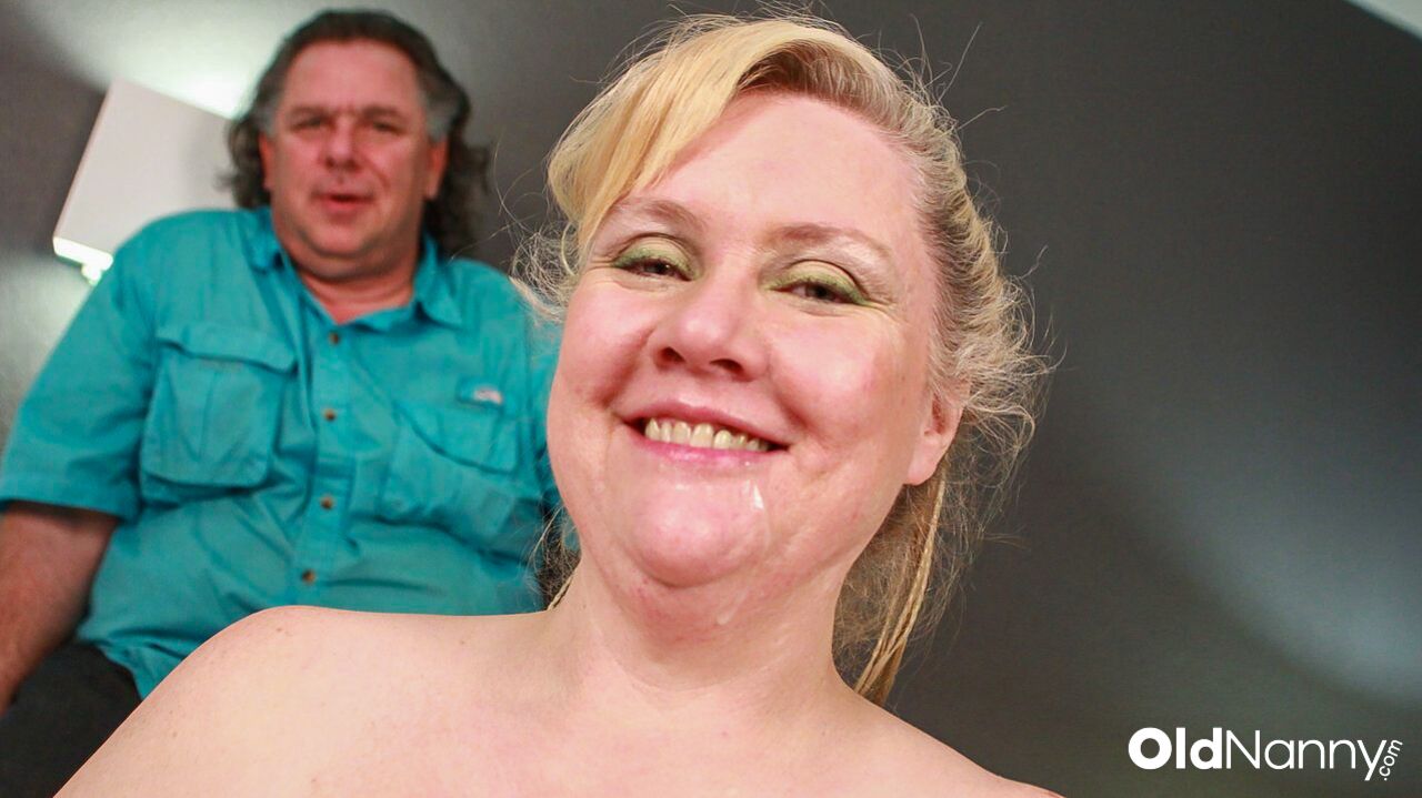 HUSBAND WATCHES HIS WIFE FUCK ANOTHER GUY