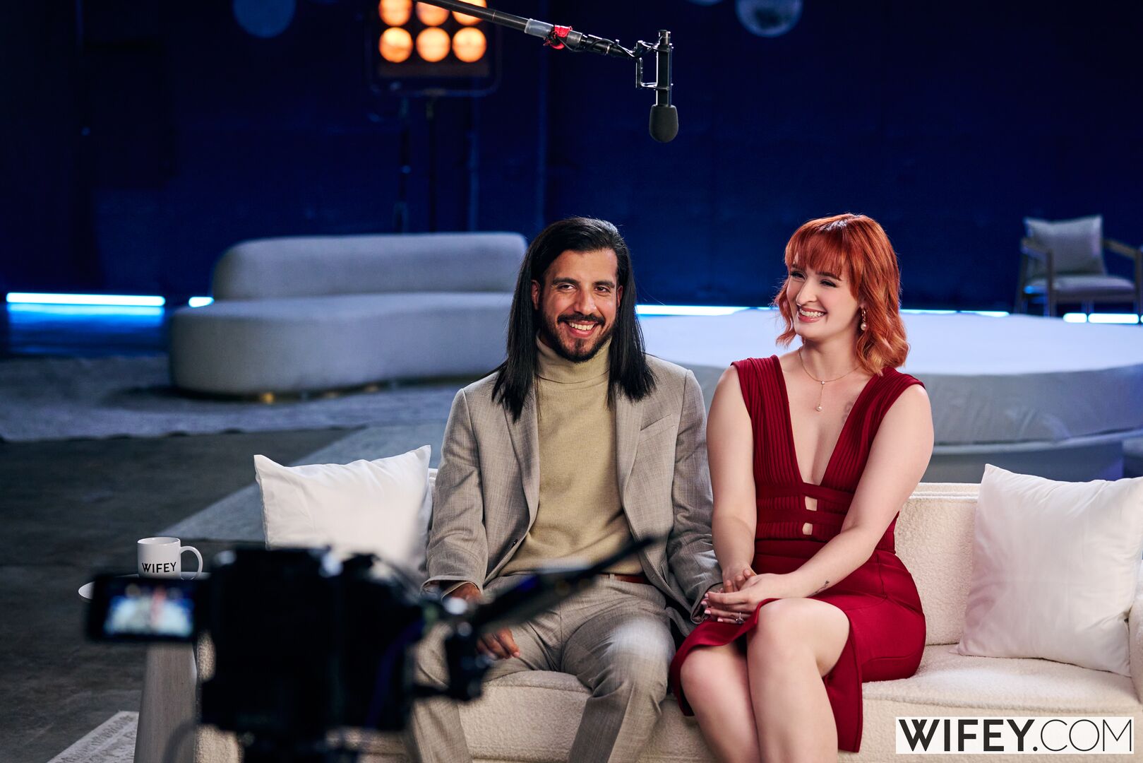 Queen Mirage And James - Married MILF Takes Huge BBC