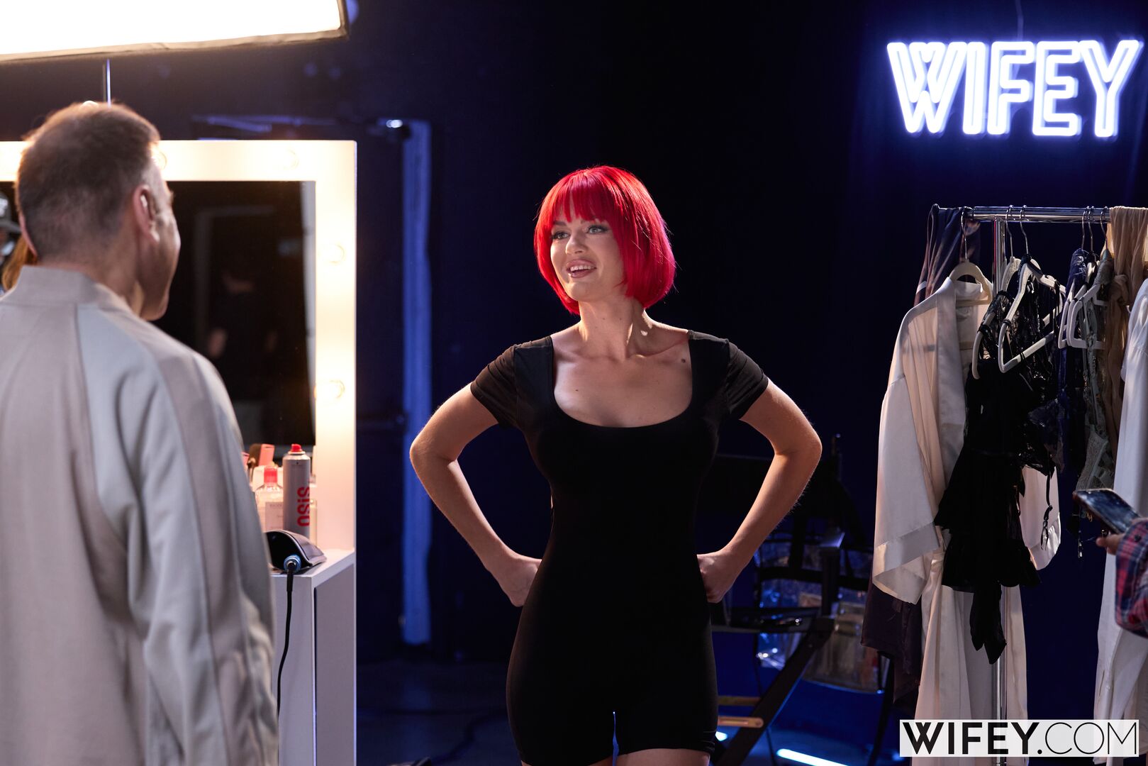 Samantha And Gus - Redheaded Hotwife Goes Crazy For BBC