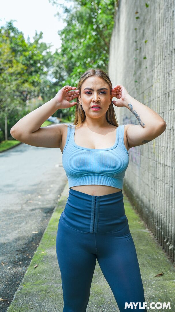 Freaky Latina Seduces Young Influencer (Daniela Gomez Debut)