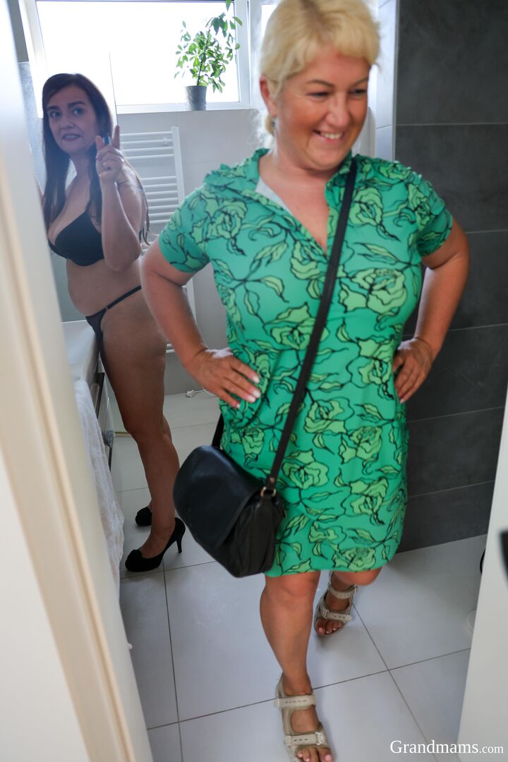 Mature Ladies orgasm - BTS