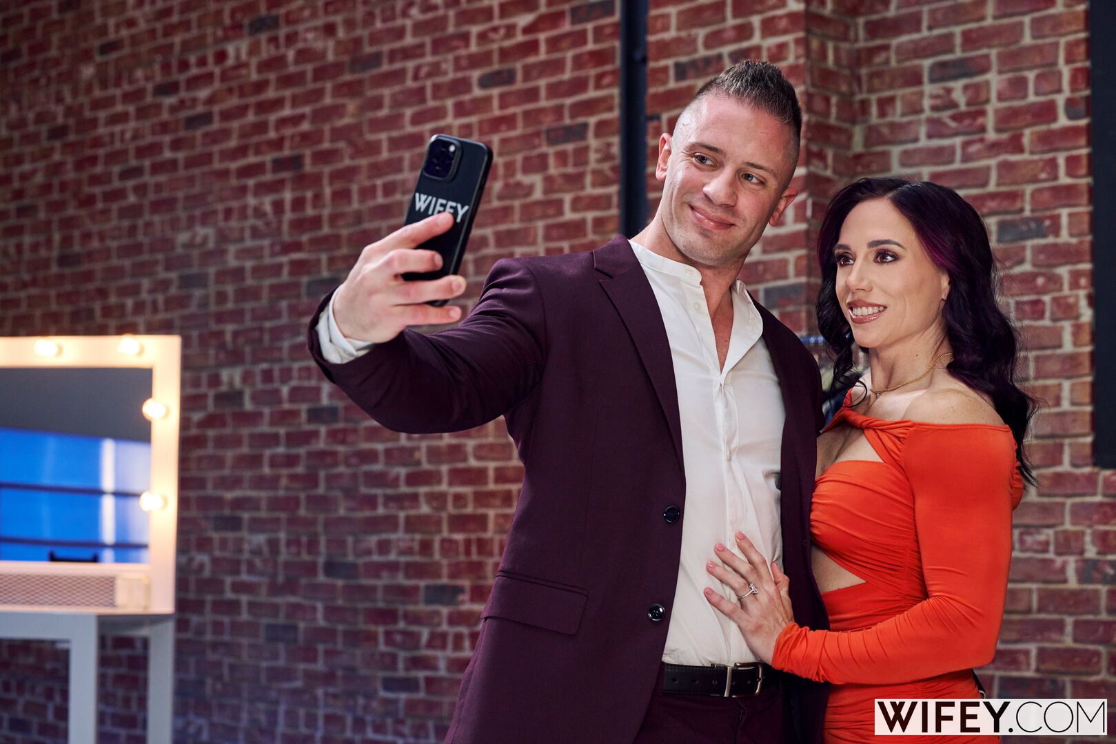 Vanessa And Cody - Fit Hotwife Gets Ultimate BBC Experience