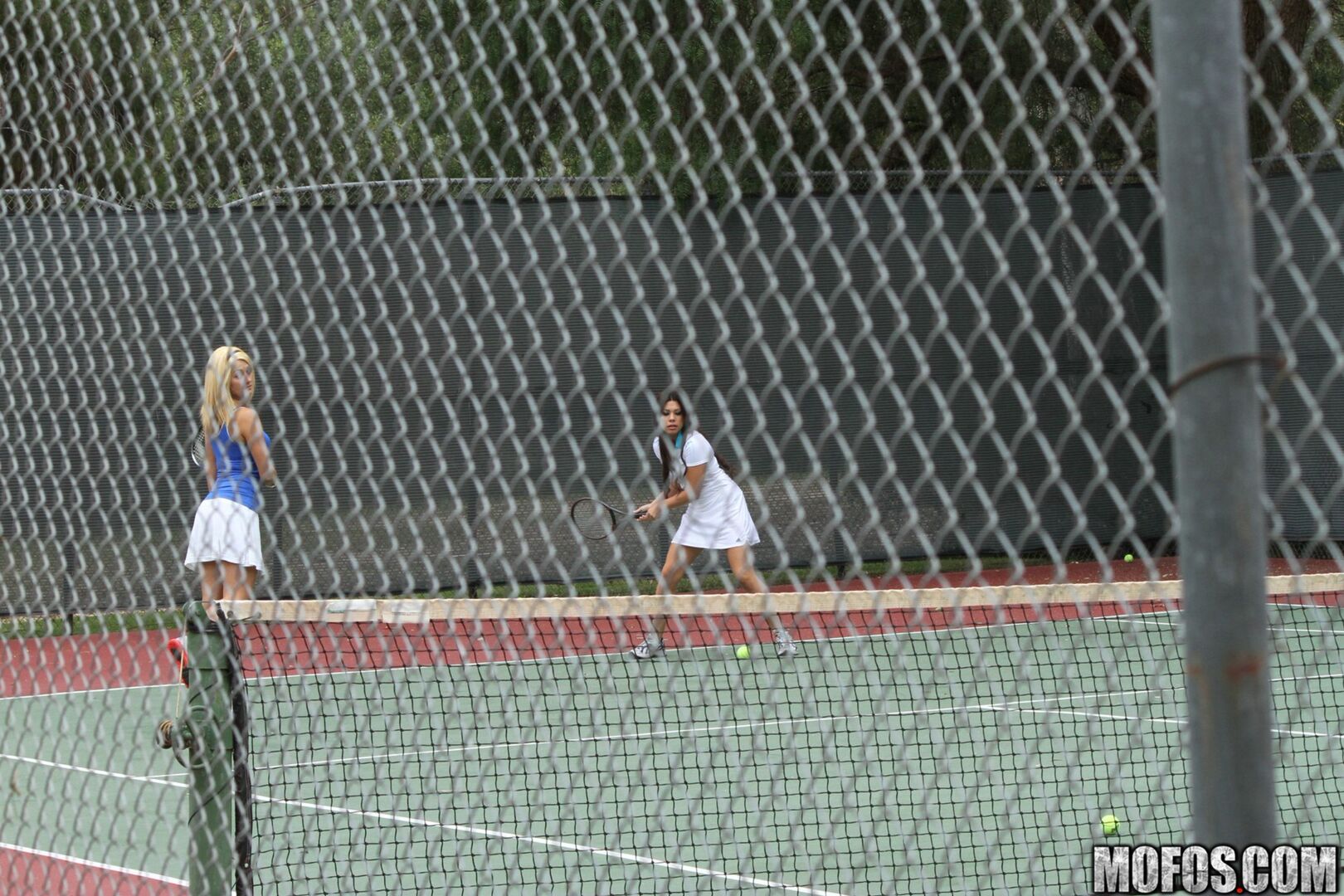 Tennis Lessons: How to Handle the Balls