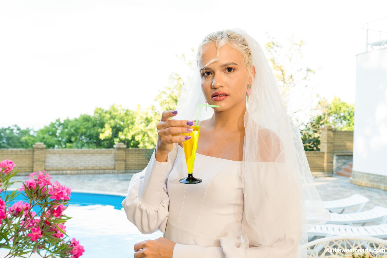 Here cums the bride 2107
