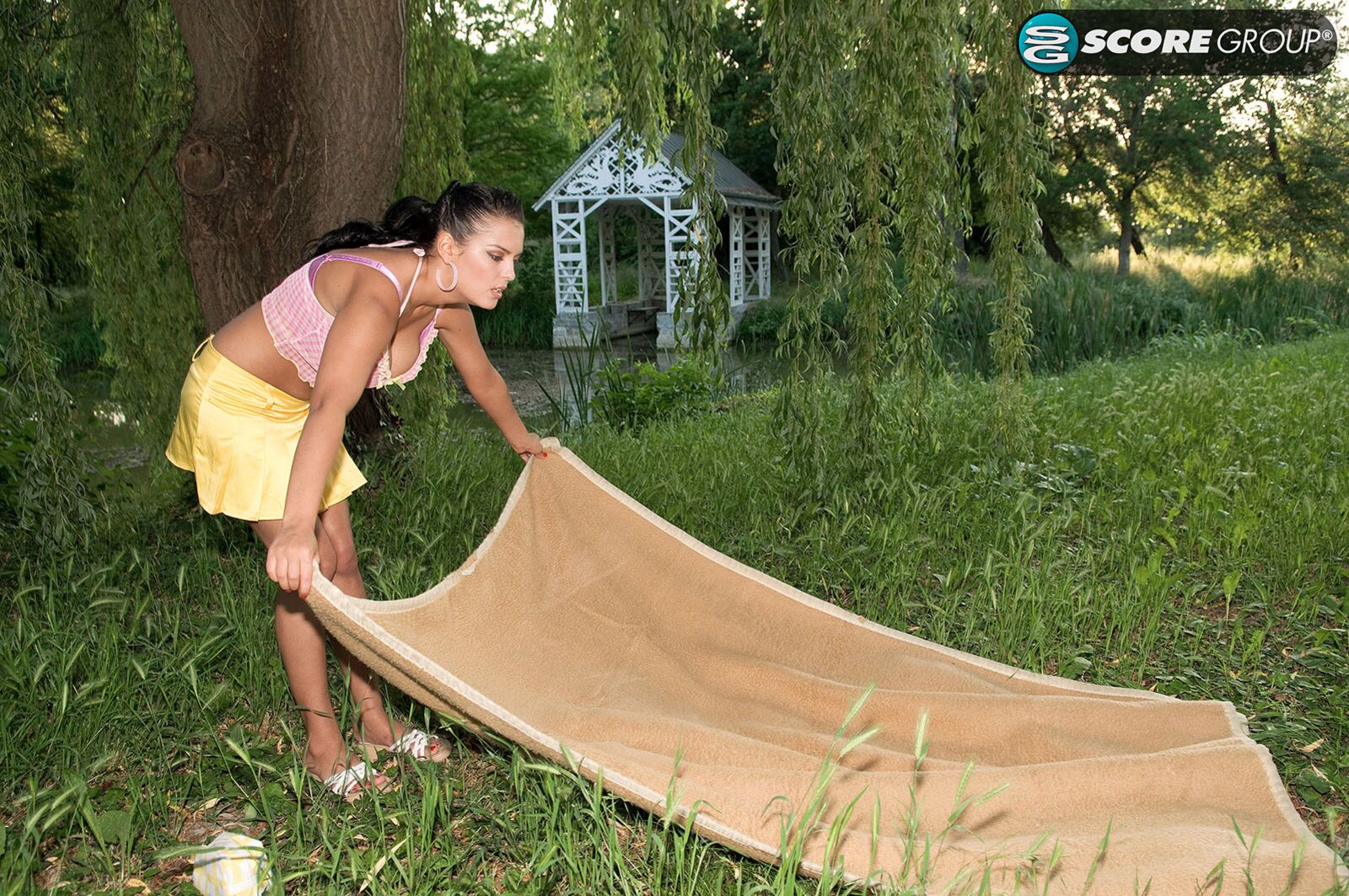 Busty Jasmine Black gets ass-fucked outdoors