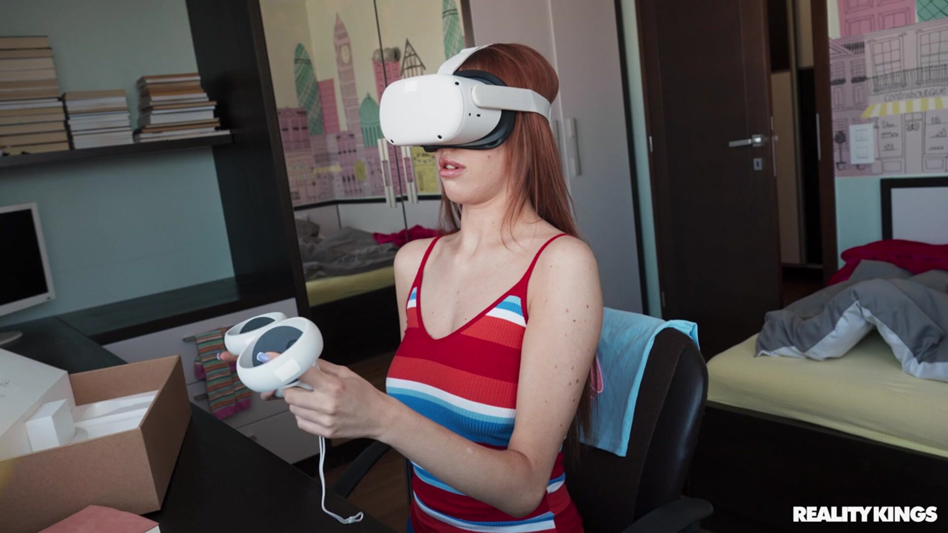 VR Roommate Slut