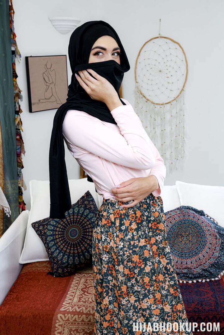 The Belly Dancer’s First Time
