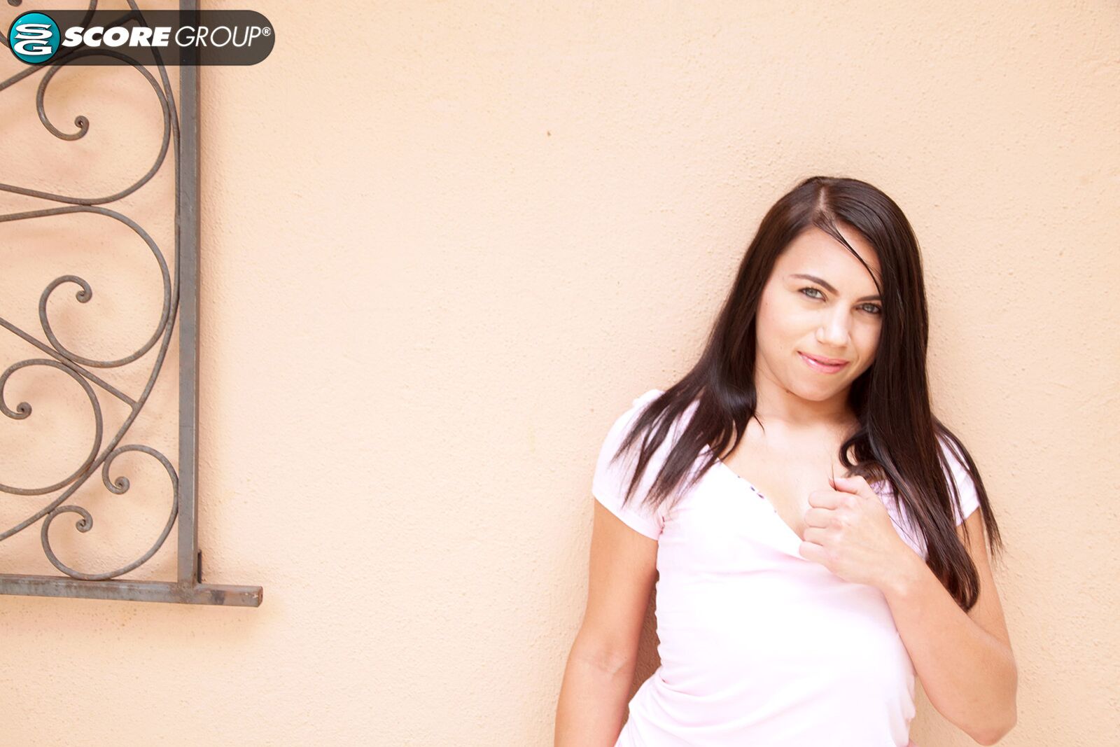 Jasmine Jayyde is your horny girlfriend. You have a camera. She gives you a POV masturbation scene to enjoy.