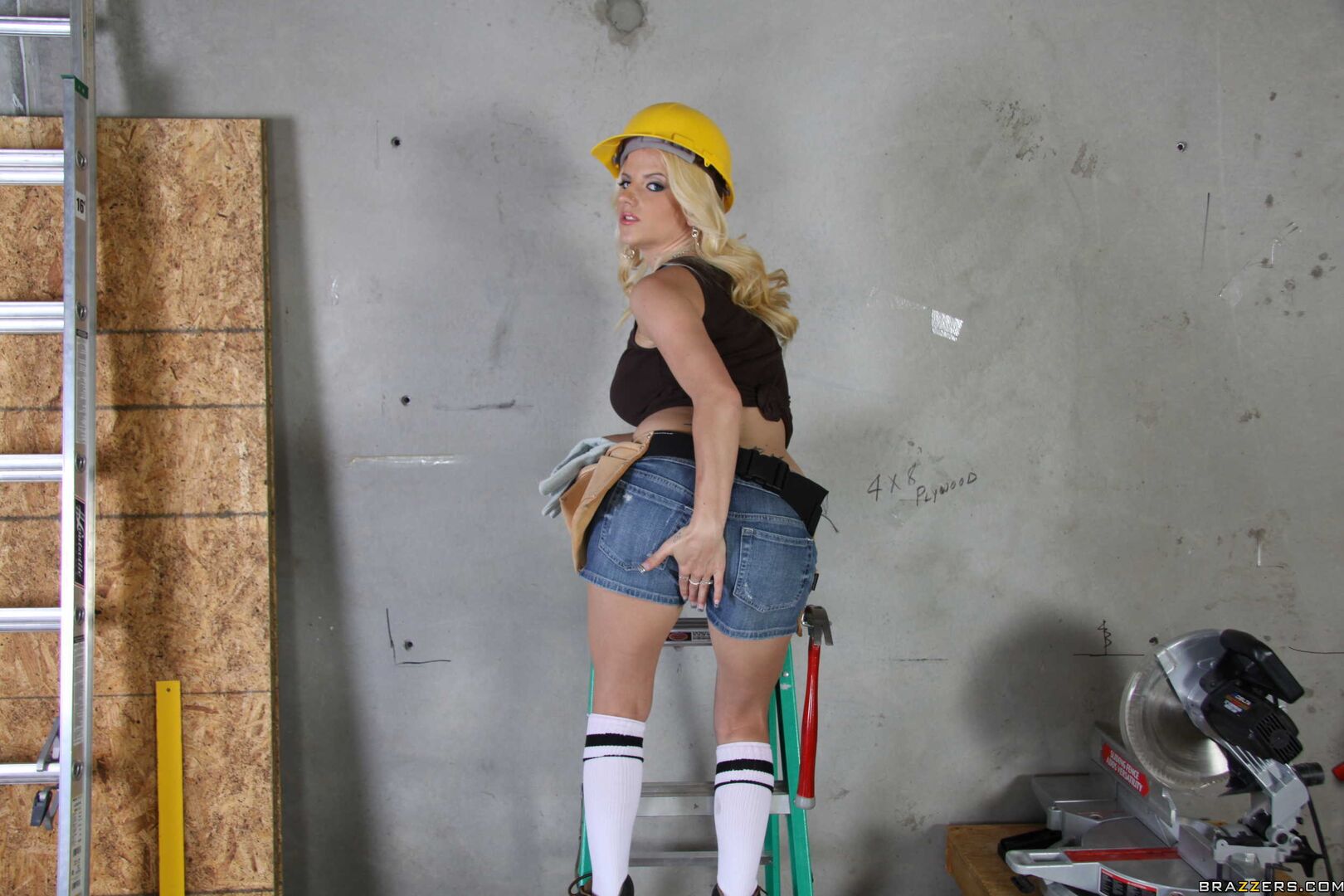 Constructawhore