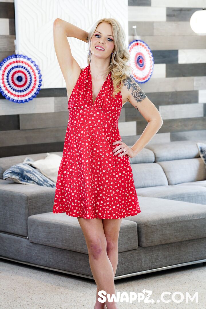 Fourth of July Trivia: Why Do Your Stepmoms Fuck Better Than College Girls?
