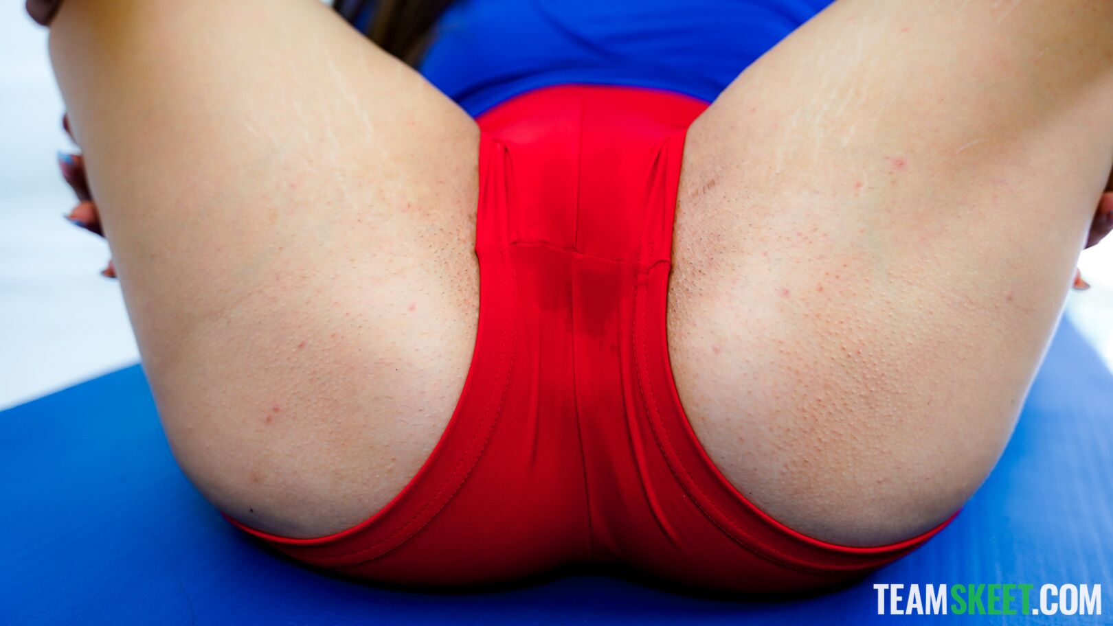 “My Super Panties Are SOAKED!” Big Cock for a Tiny Hero