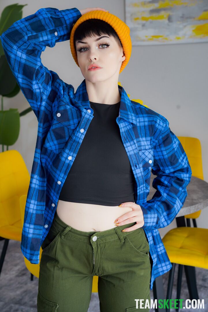 “You Like Wearing Daddy’s Shirt?” Tomboy’s First Standing 69