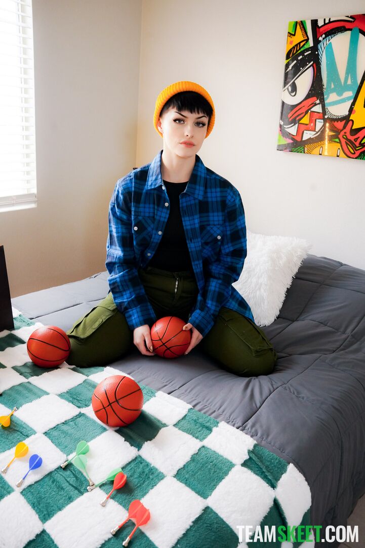 “You Like Wearing Daddy’s Shirt?” Tomboy’s First Standing 69