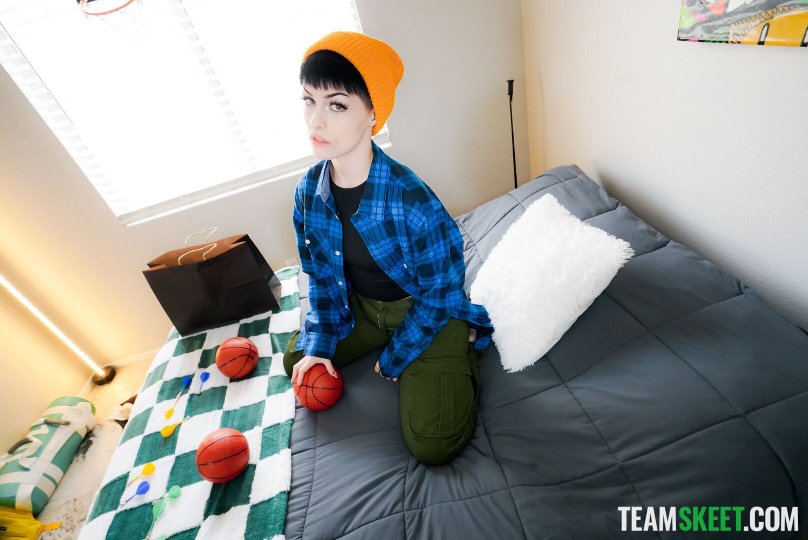 “You Like Wearing Daddy’s Shirt?” Tomboy’s First Standing 69