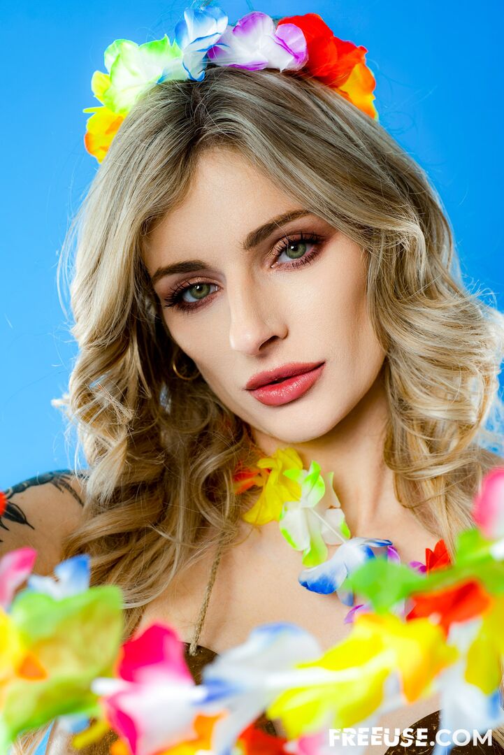 Luau Laid: Hawaii Turns My Stepmom Into a Freeuse Slut