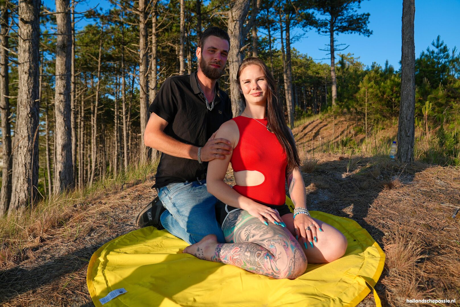 Buitensex met sexy Sacha Carina