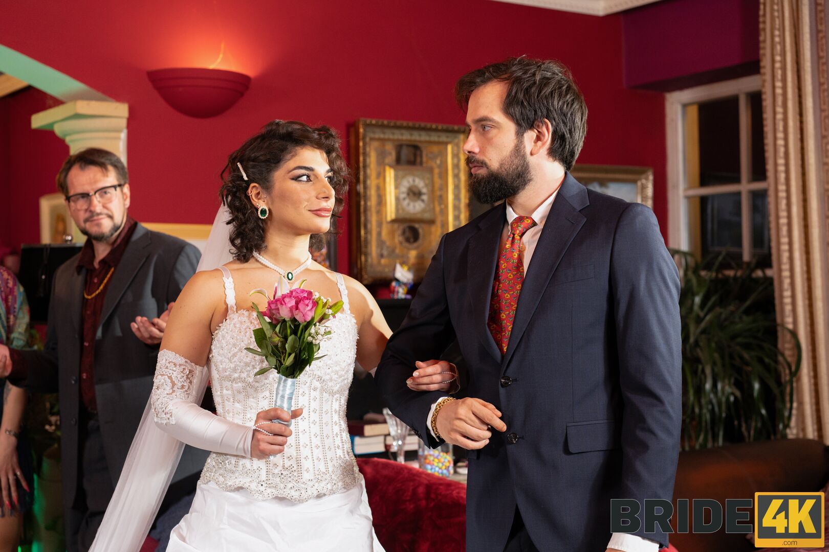 Chi Shugra Marries Dinlow