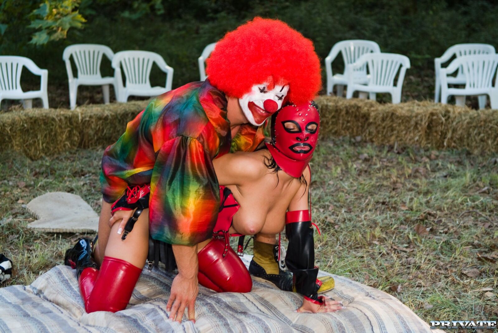 Nikky Has Outdoor Fetish Inspired Threeway Sex