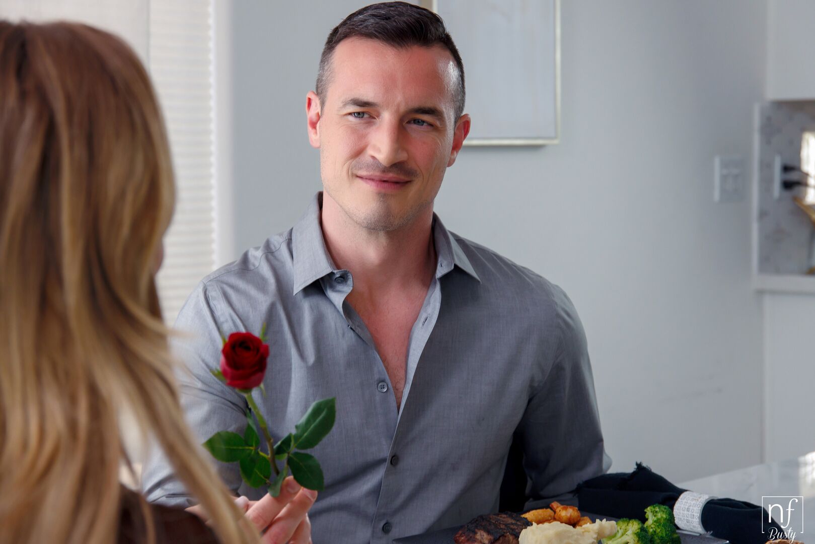 Dinner And Dessert - S22:E5