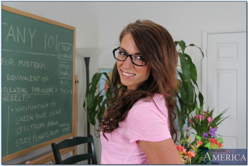 Ashley Storm fucking in the chair with her glasses