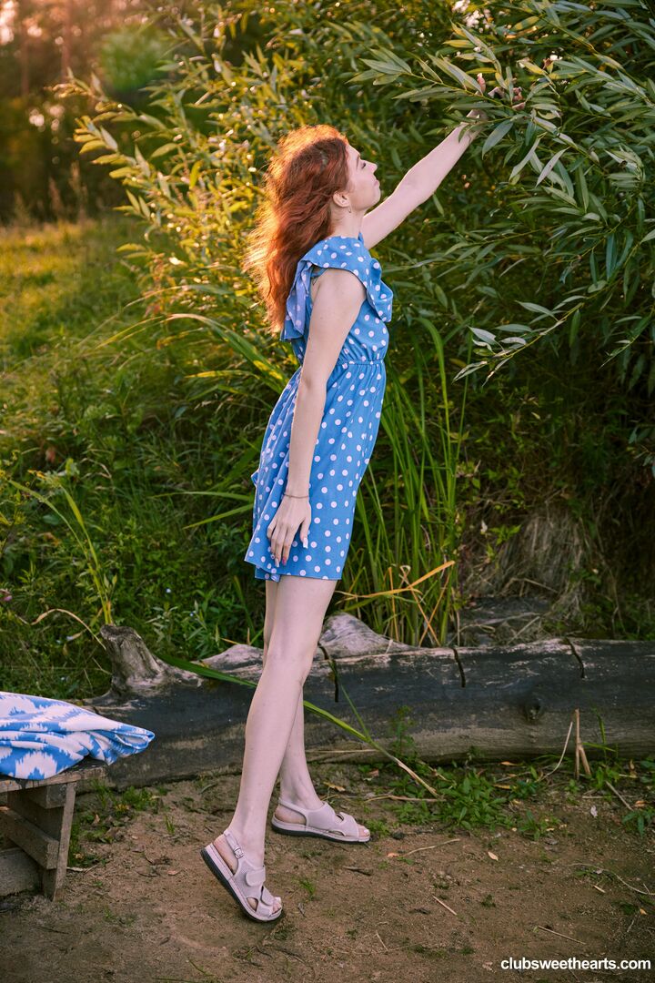 Mia Murkovski goes with the flow