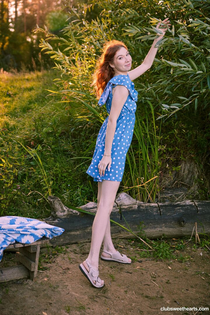 Mia Murkovski goes with the flow