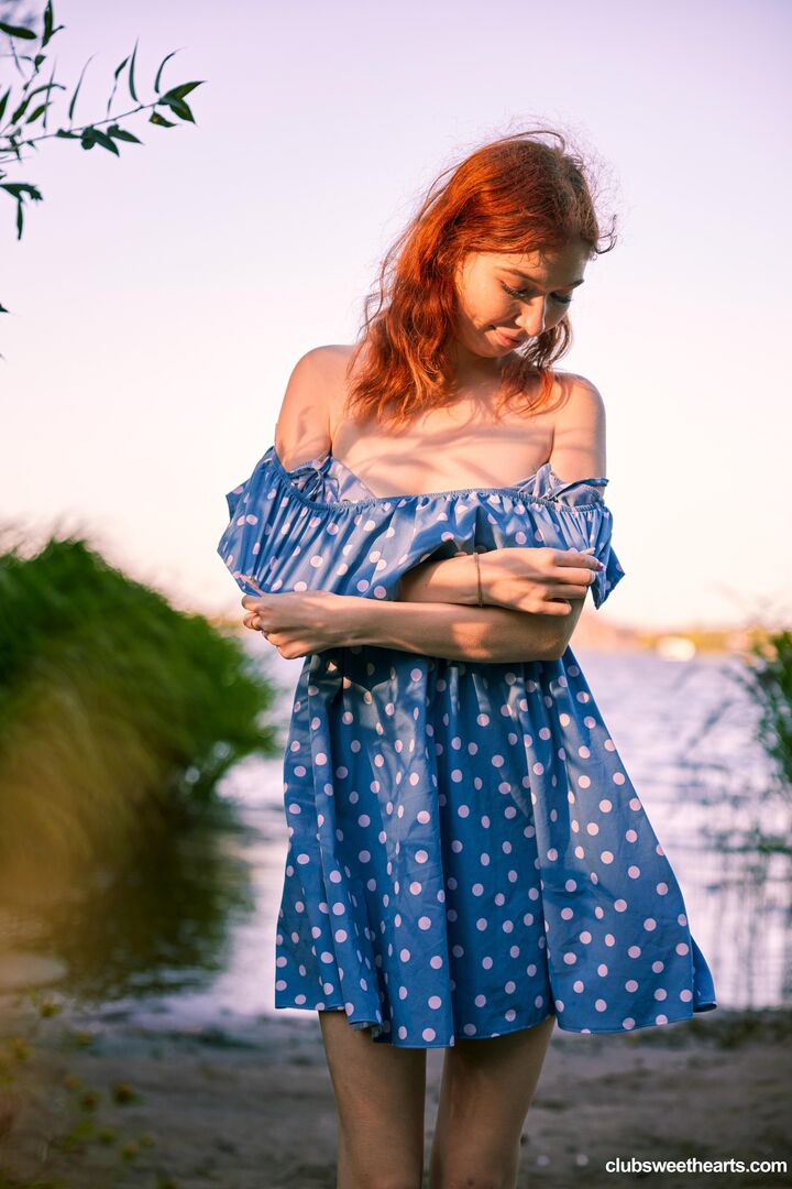 Mia Murkovski goes with the flow