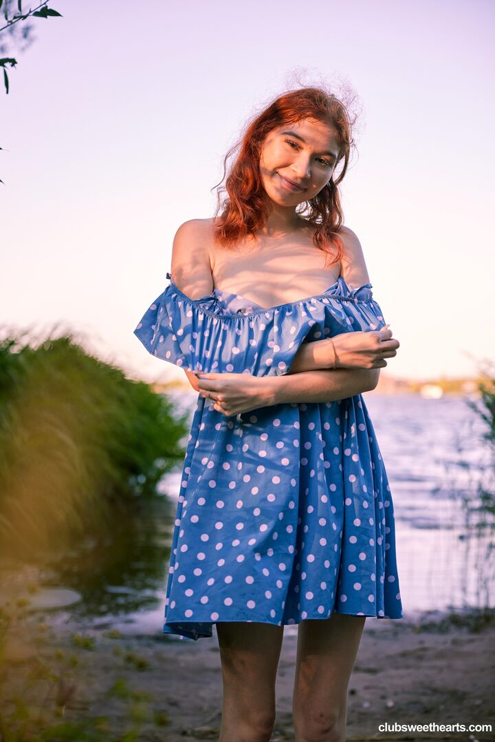 Mia Murkovski goes with the flow