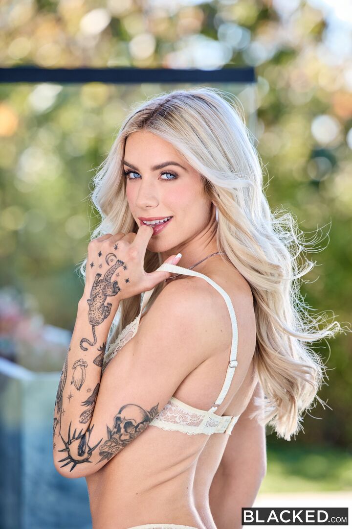 Fit Blonde Gets Double-Teamed
