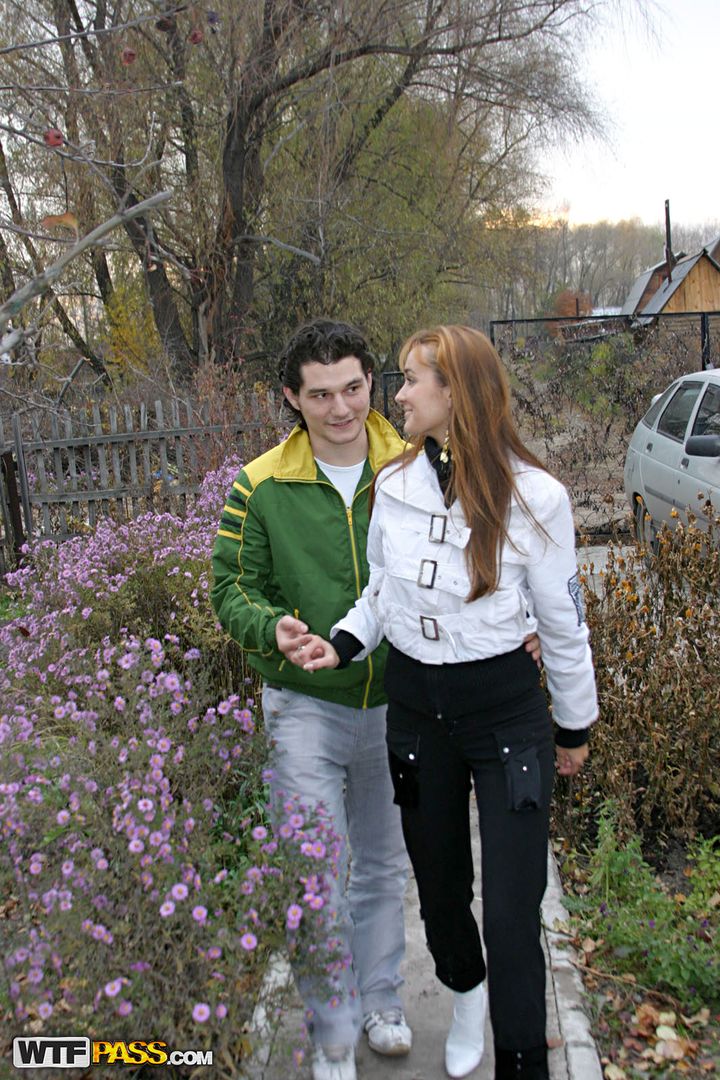 Pickup sex scene near country house