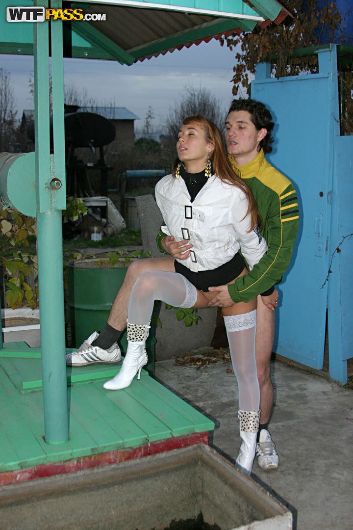 Pickup sex scene near country house