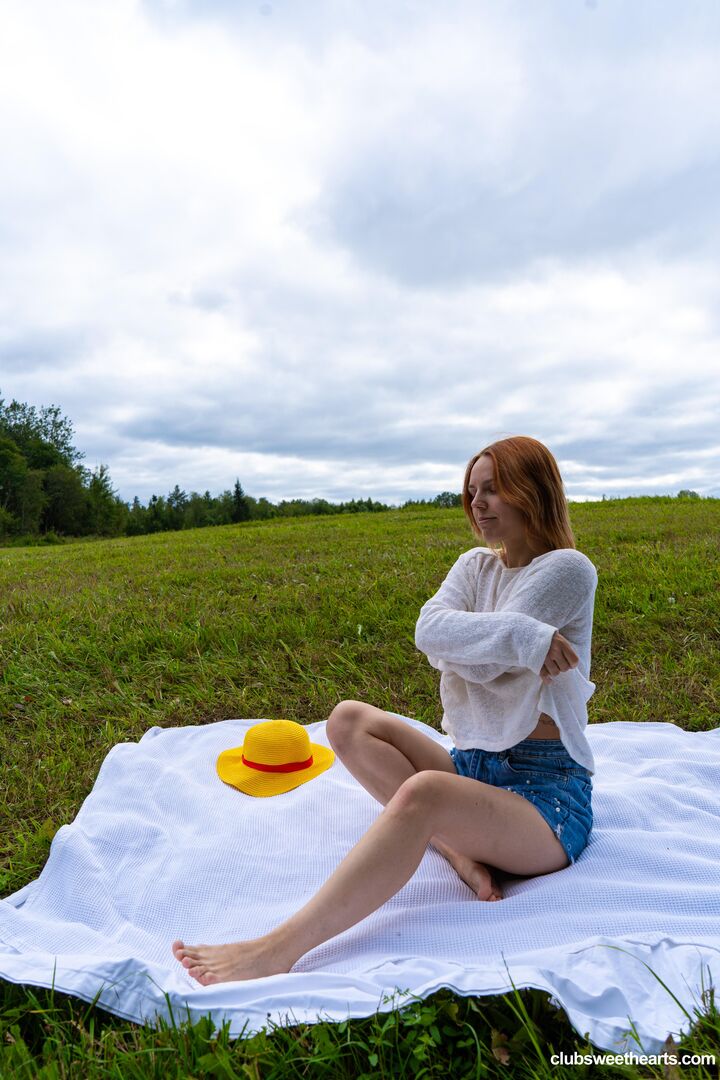 Take a hike with Violet Clarke