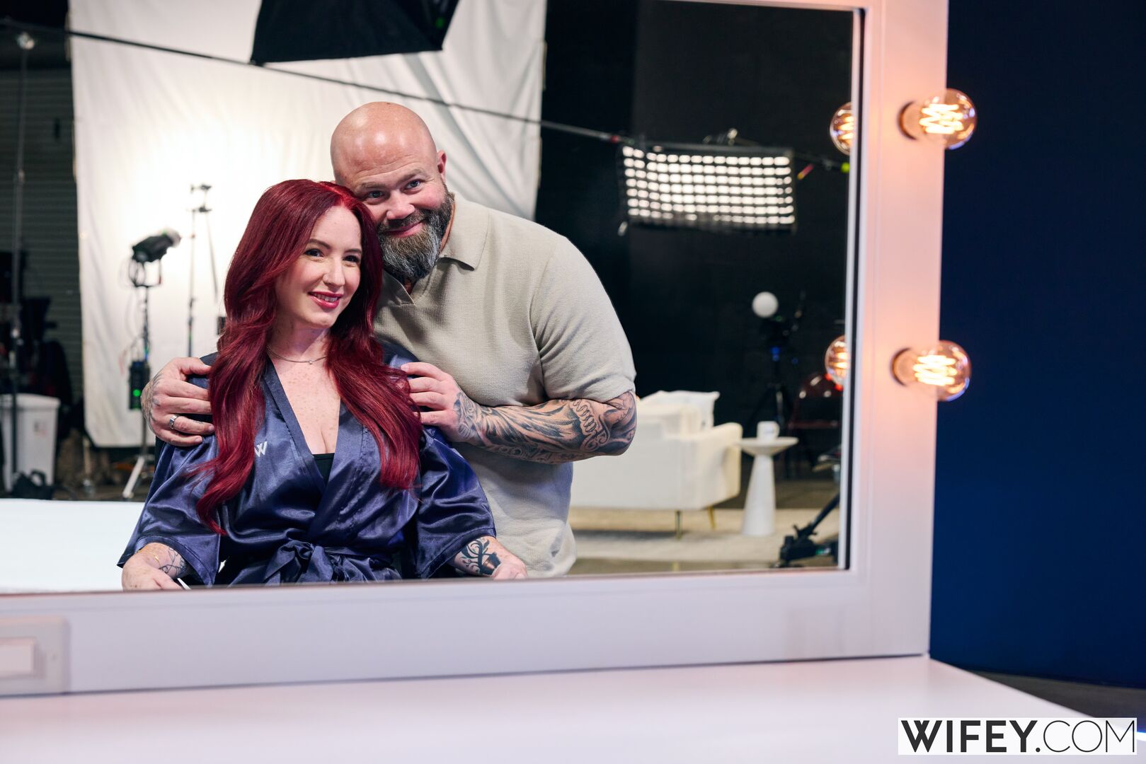 Peach And Dan - Redheaded Hotwife Gets BBC Tag-Teamed